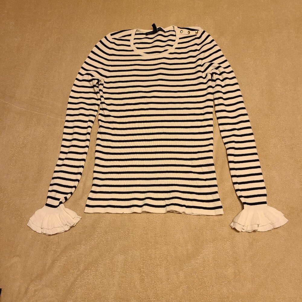 White House and Black Market Sweater XS